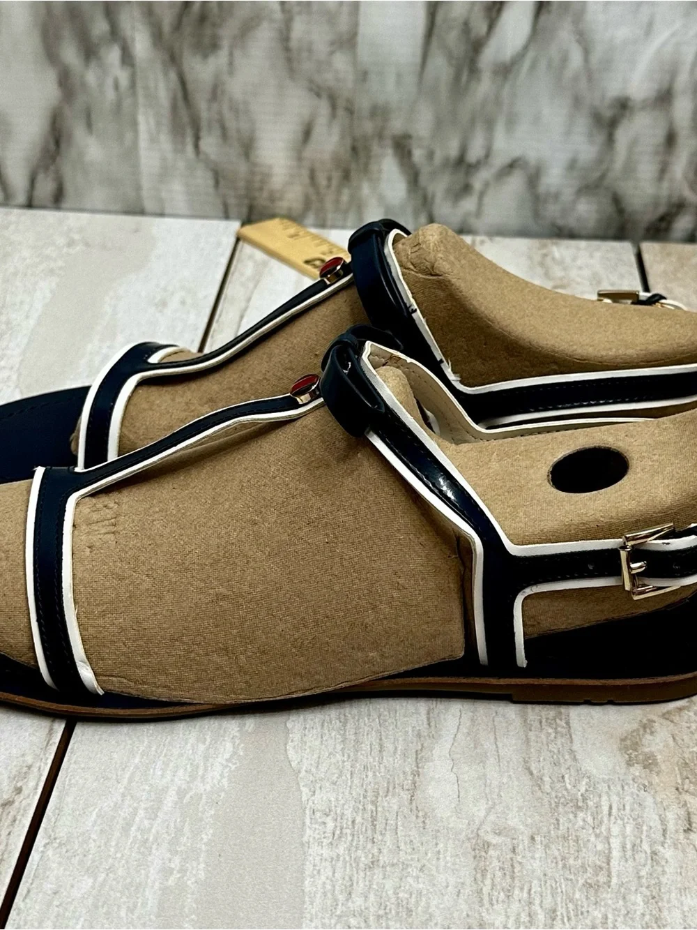 Tommy Hilfiger Navy White T-Strap Sandals Bow Red Logo Charm Nautical Preppy 9.5